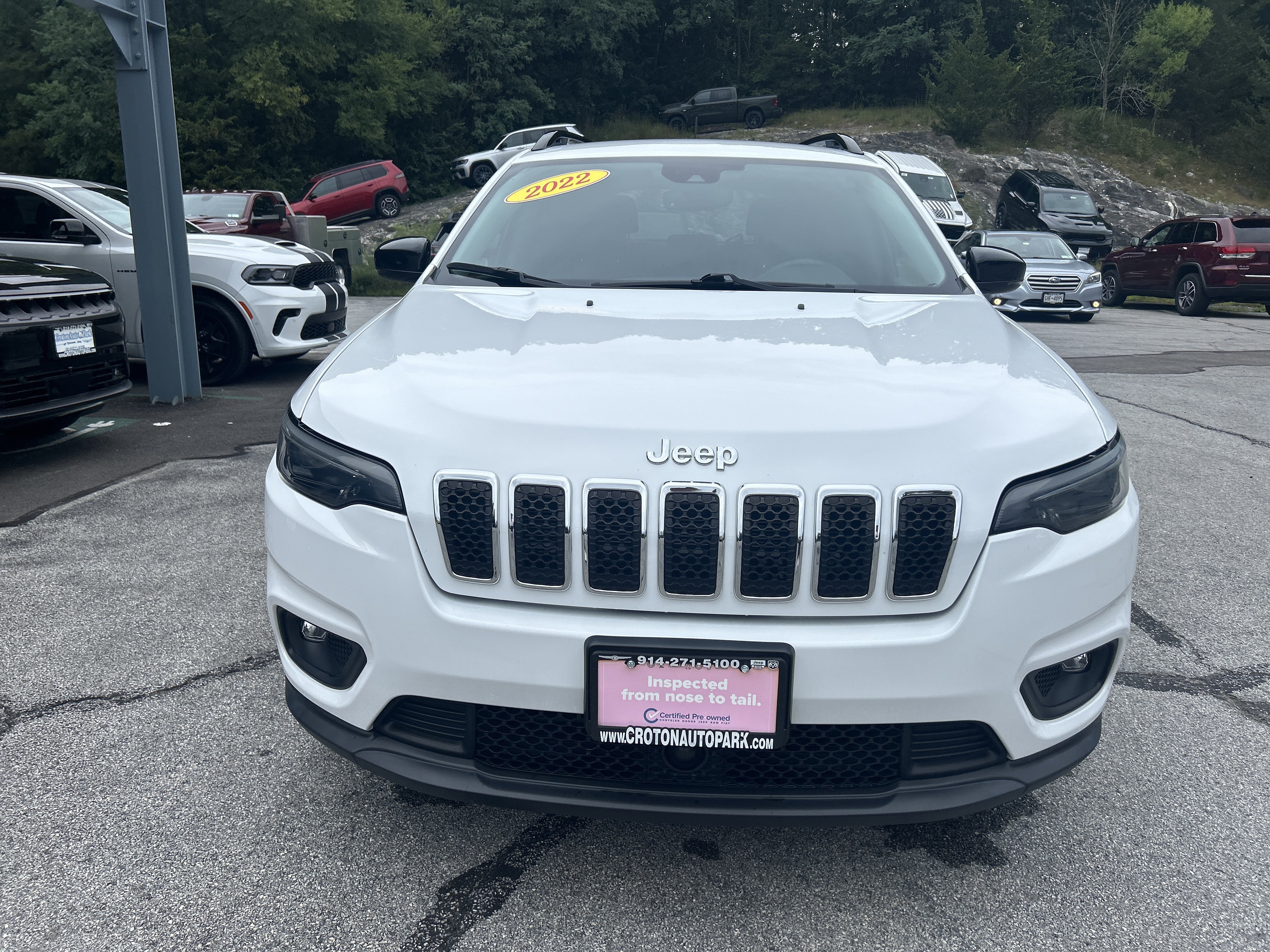 Certified 2022 Jeep Cherokee Latitude Lux FWD image 3