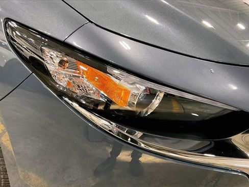 Certified 2023 MAZDA MAZDA3 s image 29