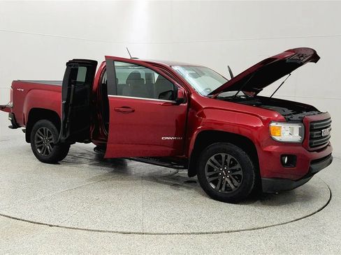 Used 2020 GMC Canyon SLE w/ Elevation Edition image 9