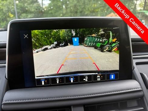 Used 2023 Chevrolet Tahoe Z71 w/ Luxury Package AWD/4WD image 21