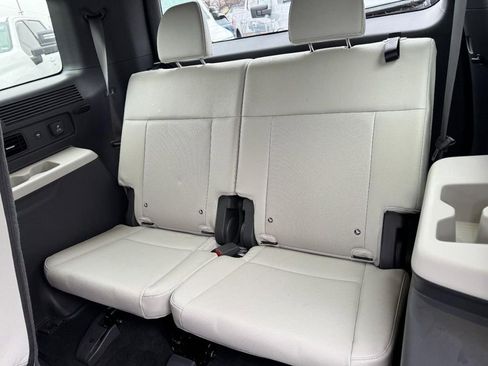 Certified 2025 Hyundai Santa Fe Limited AWD/4WD image 12