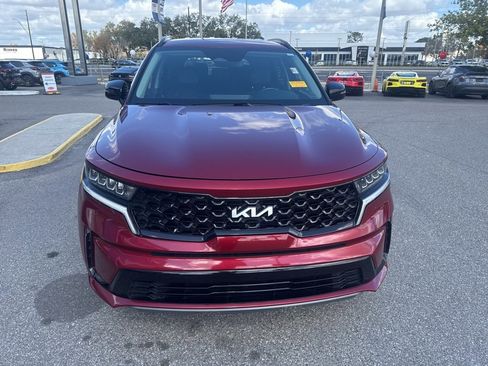Used 2022 Kia Sorento S image 2