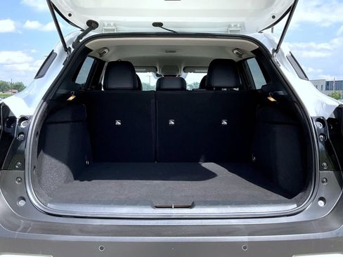 Certified 2025 Nissan Kicks SR AWD/4WD image 22