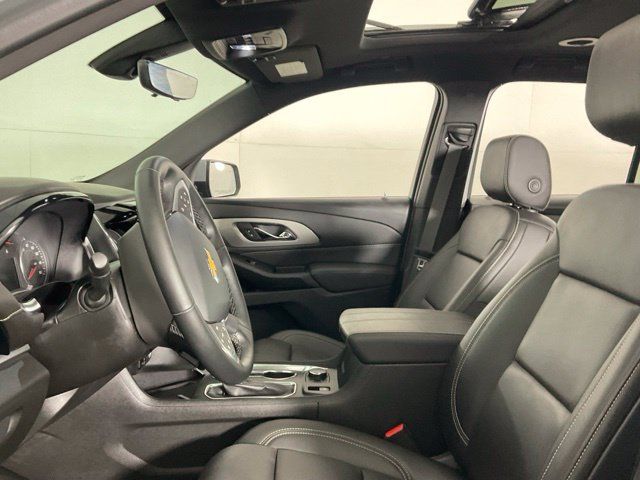 Used 2023 Chevrolet Traverse LT w/ LT Premium Package AWD/4WD image 30