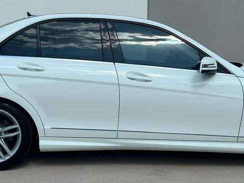Used 2012 Mercedes-Benz C 250 Sedan image 7
