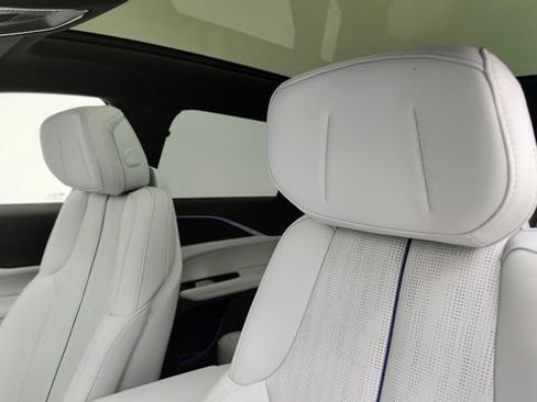 Used 2024 Cadillac Lyriq Sport RWD image 49