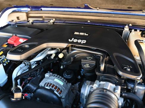 Used 2019 Jeep Wrangler Unlimited Sport S image 22