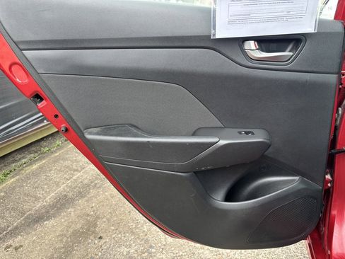 Used 2018 Hyundai Accent SE image 18