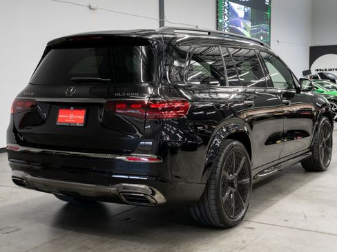 Used 2025 Mercedes-Benz Maybach GLS 600 4MATIC image 8