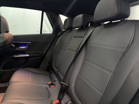 Certified 2026 Mercedes-Benz GLC 300 image 19