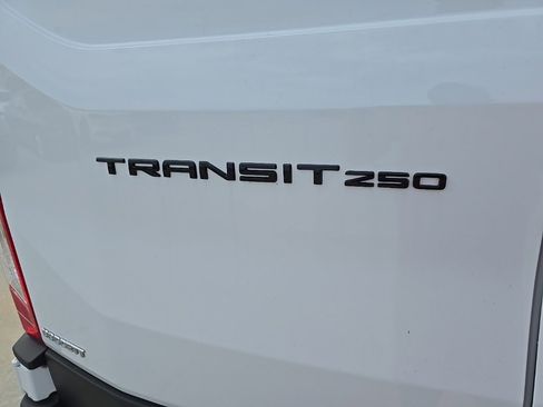 New 2026 Ford Transit 250 148 Medium Roof w/ Load Area Protection Package image 9