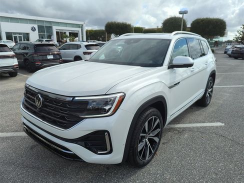 New 2026 Volkswagen Atlas SEL Premium R-Line image 10