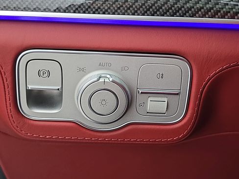 New 2026 Mercedes-Benz GLS 63 AMG 4MATIC image 27