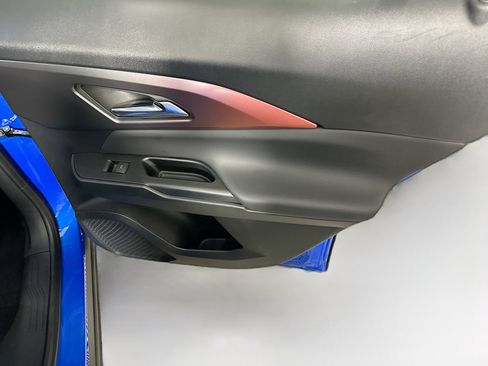 Used 2024 Chevrolet Equinox EV RS image 29