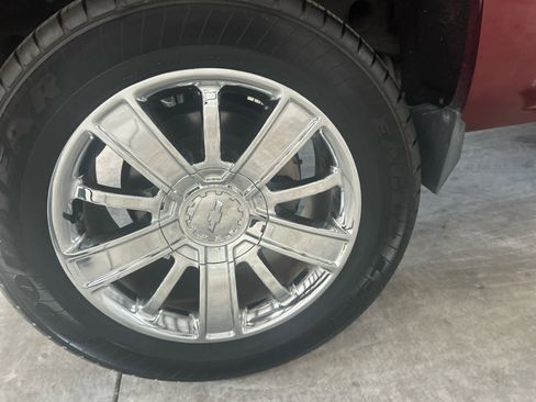 Used 2016 Chevrolet Silverado 1500 High Country w/ High Country Premium Package image 13