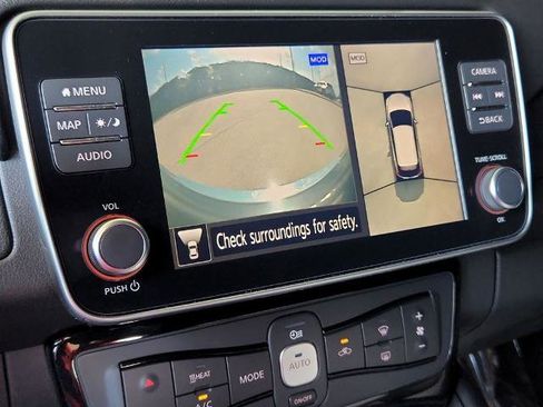 Certified 2024 Nissan Leaf SV Plus image 22