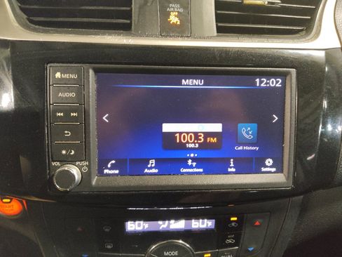 Used 2019 Nissan Sentra SV FWD image 25