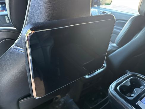 Used 2022 Lincoln Navigator L Black Label image 16