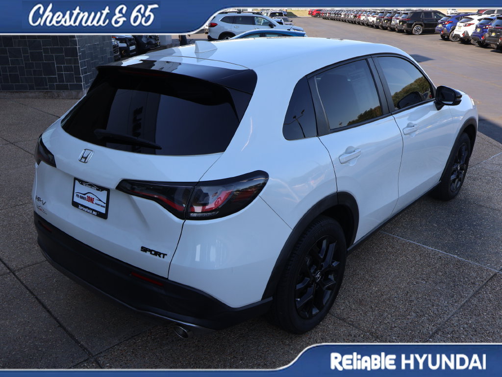 Used 2023 Honda HR-V Sport image 6
