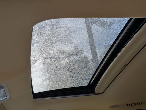 Used 2016 Toyota Highlander Limited image 27