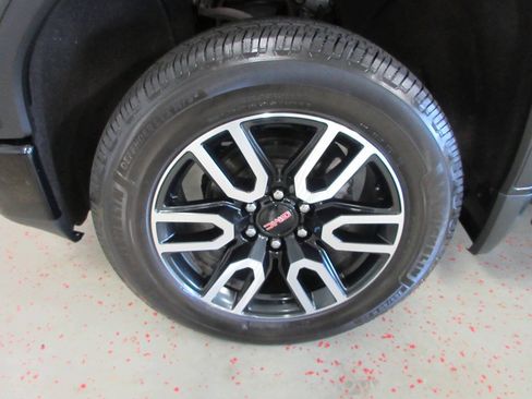 Used 2021 GMC Sierra 1500 AT4 AWD/4WD image 24
