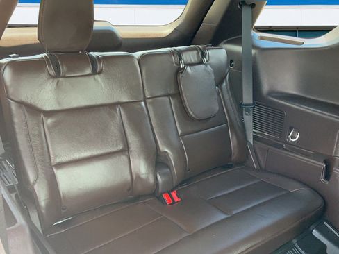 Used 2024 Ford Explorer King Ranch w/ Technology Package AWD/4WD image 28