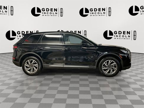 Certified 2025 Lincoln Corsair AWD w/ Equipment Group 101A image 9