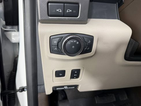 Used 2019 Ford F450 Limited AWD/4WD image 25