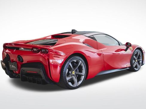 Used 2022 Ferrari SF90 Stradale image 5