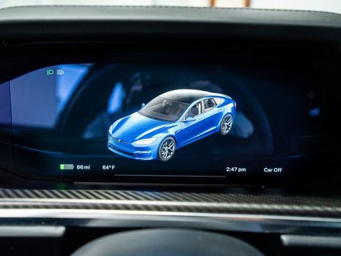 Used 2021 Tesla Model S Plaid image 41