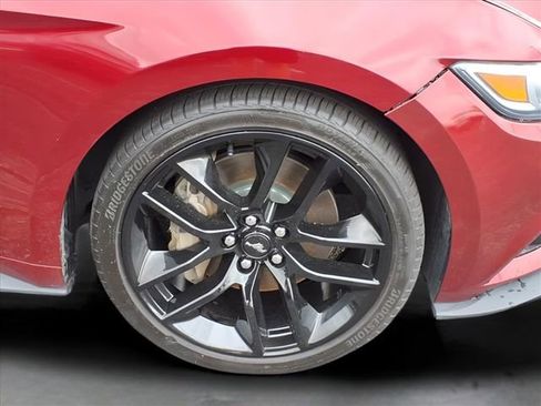 Used 2015 Ford Mustang GT Premium w/ Equipment Group 401A image 19
