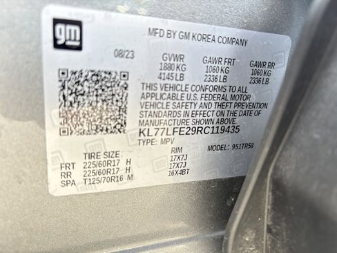 Used 2024 Chevrolet Trax LS w/ Driver Confidence Package FWD image 4