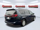 Certified 2022 Chrysler Pacifica Touring-L w/ Uconnect Theater Family Group image 4