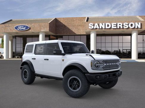 New 2025 Ford Bronco Badlands image 7