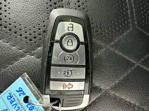 Used 2023 Ford Escape ST-Line Elite w/ Premium Technology Package AWD/4WD image 16