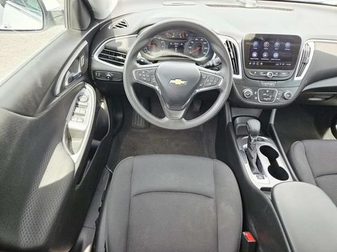 Used 2023 Chevrolet Malibu LS FWD image 7