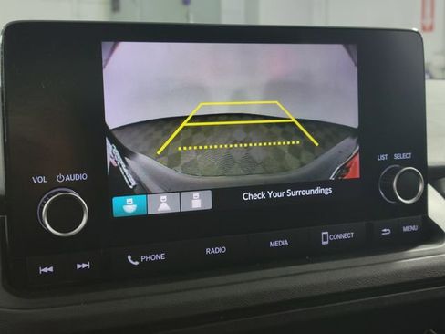 Used 2025 Honda Accord LX image 18