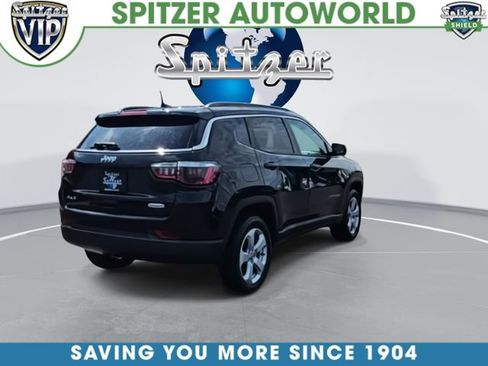 Used 2019 Jeep Compass Latitude w/ Cold Weather Group AWD/4WD image 8