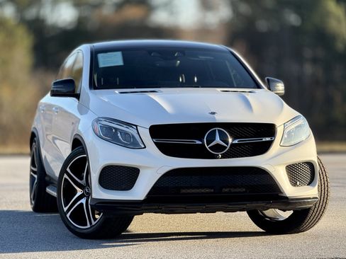 Used 2019 Mercedes-Benz GLE 43 AMG GLE 43 AMG image 3