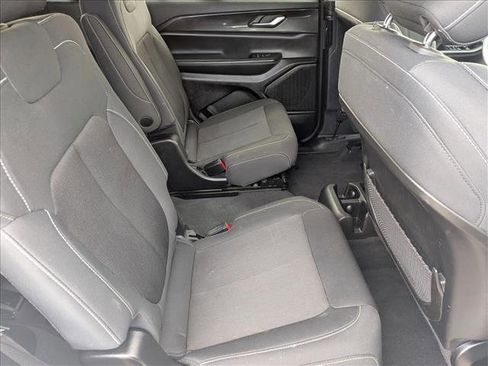 Used 2023 Jeep Grand Cherokee L Laredo AWD/4WD image 19