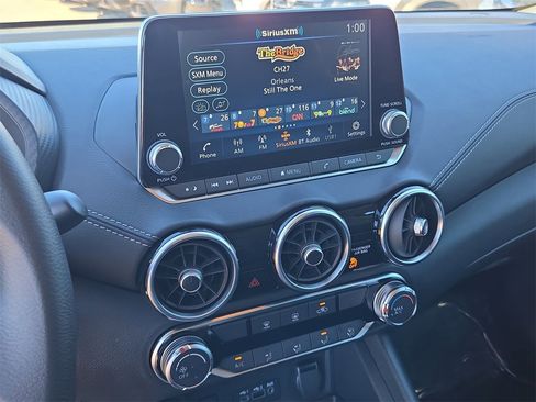 Used 2025 Nissan Sentra SV image 19