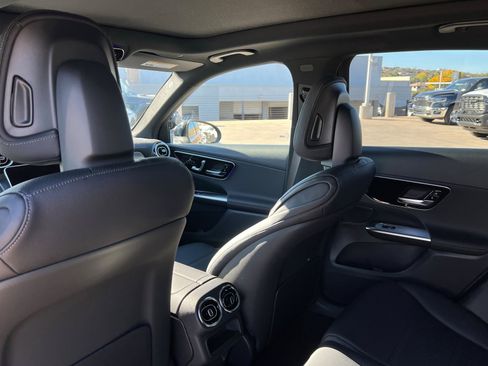 New 2026 Mercedes-Benz GLC 300 4MATIC image 19