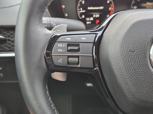 Certified 2025 Acura ADX FWD image 38