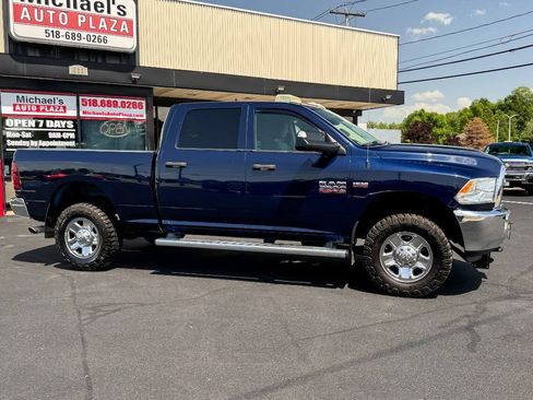 Used 2017 RAM 3500 Tradesman w/ Chrome Appearance Group AWD/4WD image 3