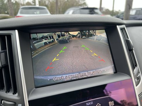 Used 2018 INFINITI Q60 2.0t w/ Sensory Package 2.0T Luxe image 25