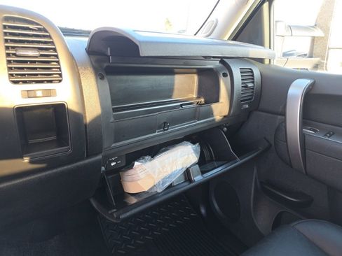 Used 2014 Chevrolet Silverado 2500 LT w/ Interior Plus Package image 19