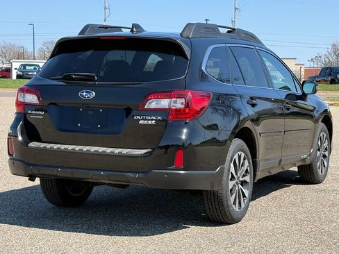 Used 2017 Subaru Outback 2.5i Limited image 49