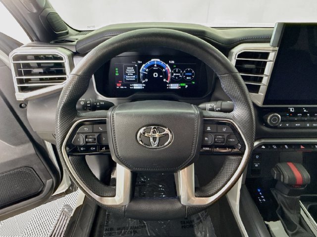 Used 2025 Toyota Tundra Platinum AWD/4WD image 11