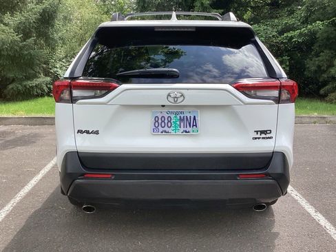 Used 2021 Toyota RAV4 TRD Off-Road w/ TRD Off-Road Weather Package AWD/4WD image 18