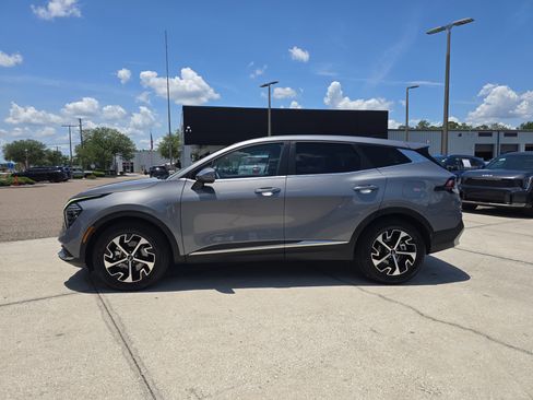 Certified 2025 Kia Sportage EX FWD image 5